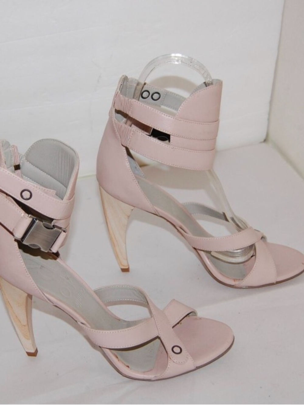 Omelle Mauve Nude Heels